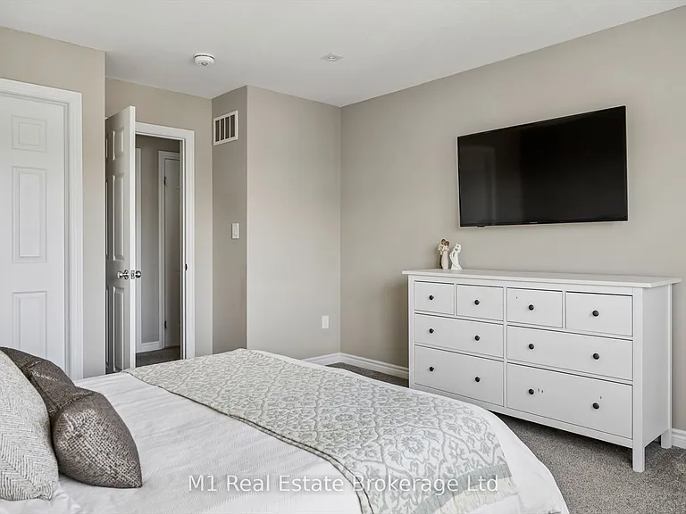 107 Westra Dr #17 — Photo 30
