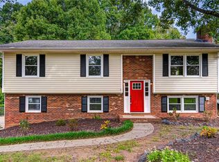 6060 Bobbybrook Dr, Clemmons, NC 27012