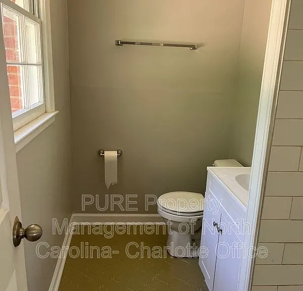 5221 Delivau Dr — Photo 4
