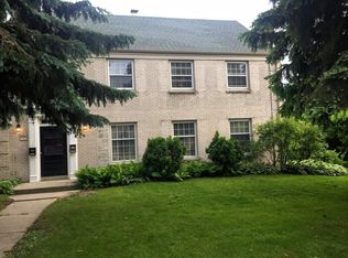 2610 E Capitol Dr, Milwaukee, WI 53211