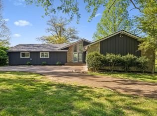 737 Maynard Ln, Columbia, TN 38401