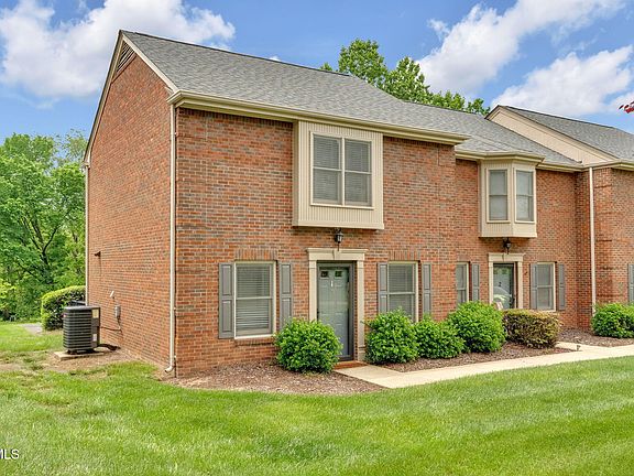2nd image of 1705 W Lakeview Dr APT 1