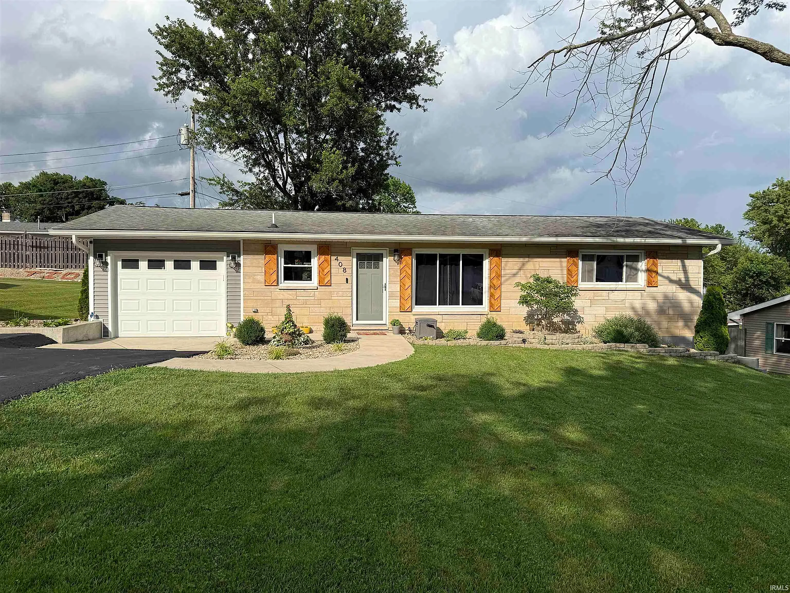408 Northwood Dr photo 1