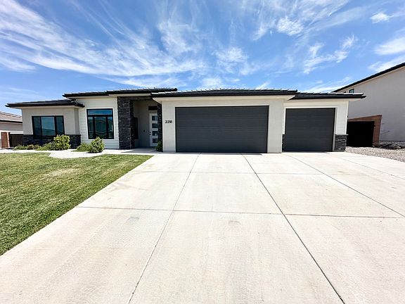 2nd image of 2218 E Cinder Knoll Dr
