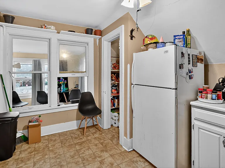 822 E Dayton St #2 — Photo 9