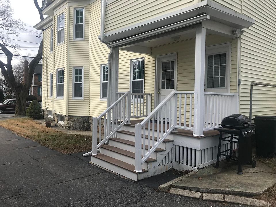 1st image of 108 Marblehead St Floor 1