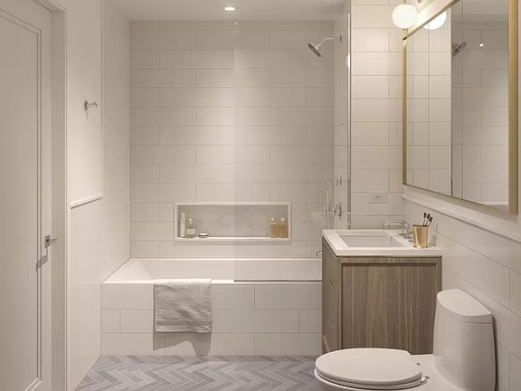 4th image of 310 W 113th St #402