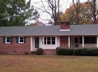 423 Ozier Rd, Pinson, TN 38366