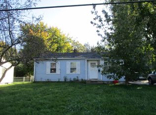 5629 Vermont St SW, Cedar Rapids, IA 52404