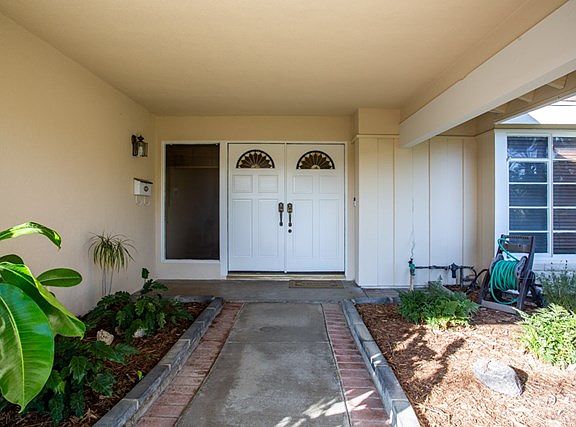 4th image of 12052 Woodley Ave