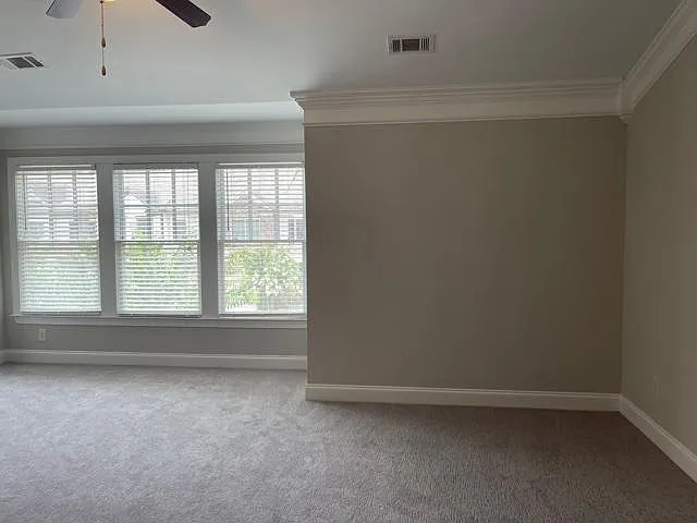 1025 Township Cir — Photo 13