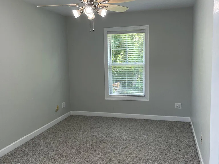 1720 Clay Dr — Photo 41
