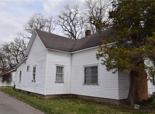 1712 W 14th St, Anderson, IN 46016