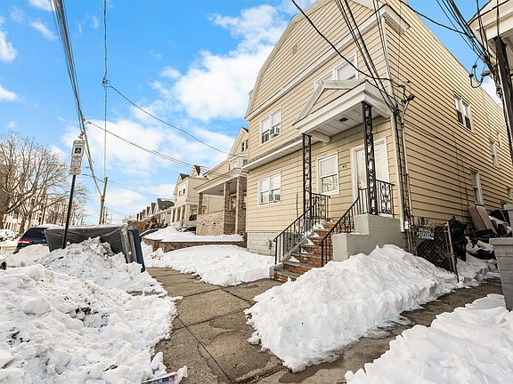 2nd image of 43 Humphrey Ave APT 2