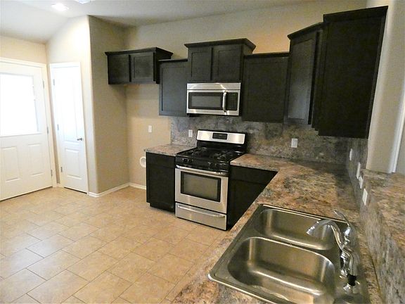 3rd image of 5009 Hunter Blvd