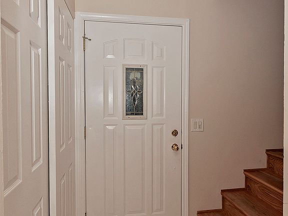 3rd image of 9045 Hollyberry Ave