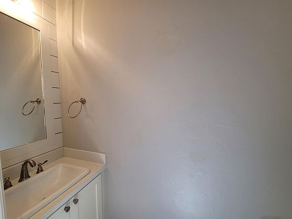 4th image of 16116 N Western Ave #B2u4
