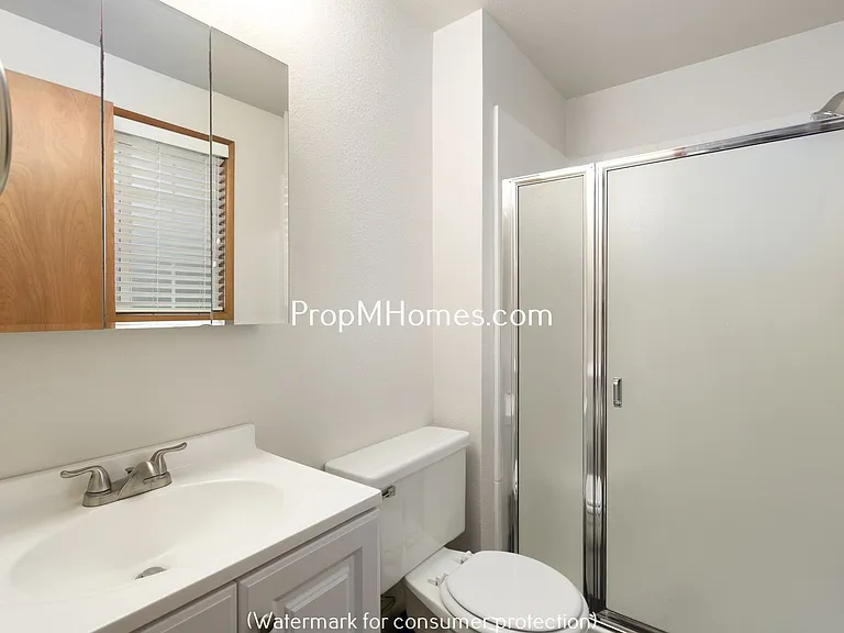 16524 SE Gordon St — Photo 9