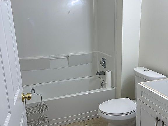 5th image of 8011 Allamanda Ct