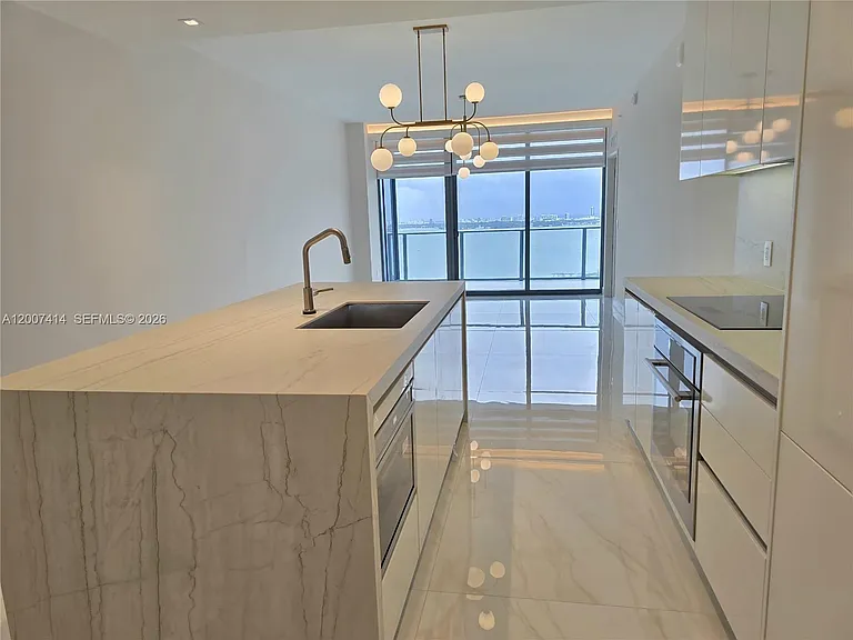 700 NE 24th St #3104 — Photo 11