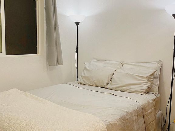 2nd image of 1462 N White Ave #1462