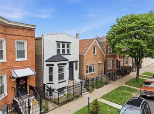 736 N Sawyer Ave #1, Chicago, IL 60624