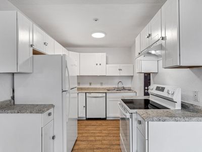 1370 Townview Avenue #305, Santa Rosa, CA, 95405