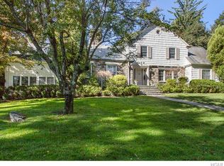 2 Broadmoor Rd, Scarsdale, NY 10583