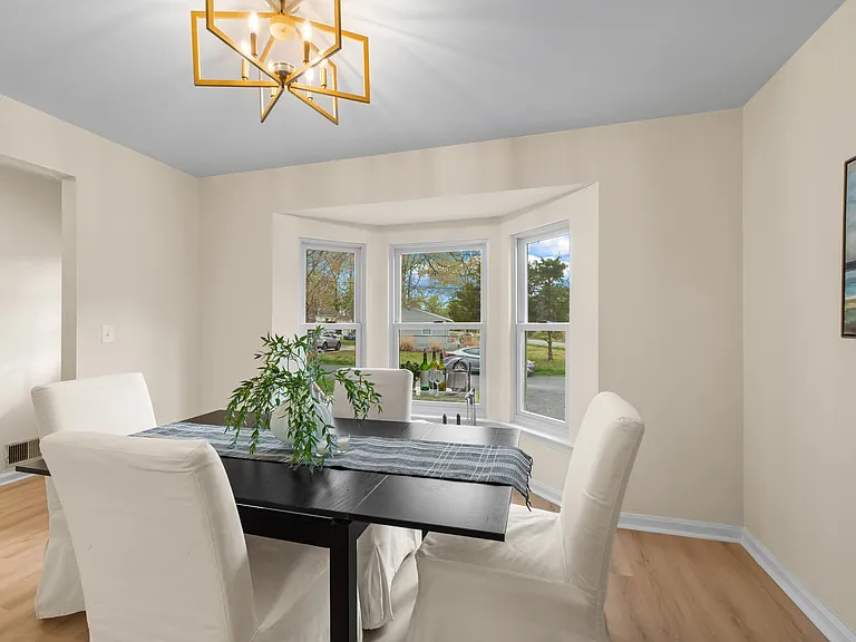 1512 Lincoln Rd — Photo 10