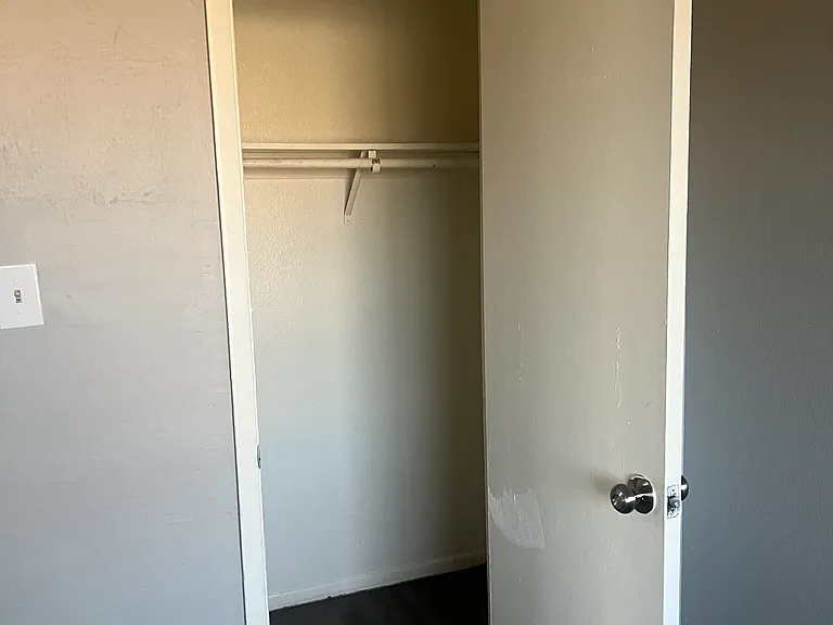 4003 W Reade Ave #1 — Photo 17