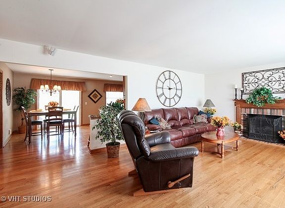 2nd image of 5N460 Cochise Dr