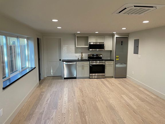 2nd image of 3260 Countryside Dr Unit B