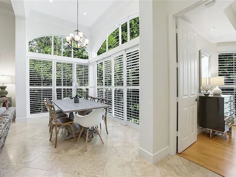 1560 Clermont Dr #D-201 — Photo 8
