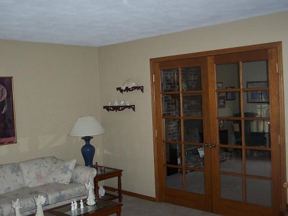 5th image of 208 Woodloch Forest Dr