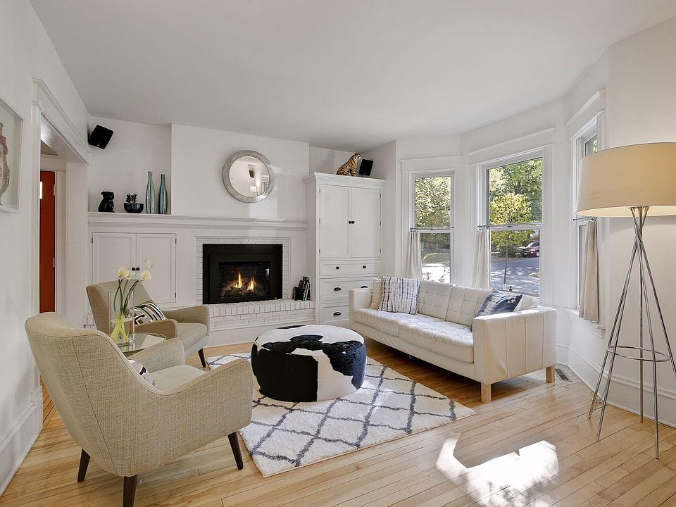 1st image of 3354 Humboldt Ave S
