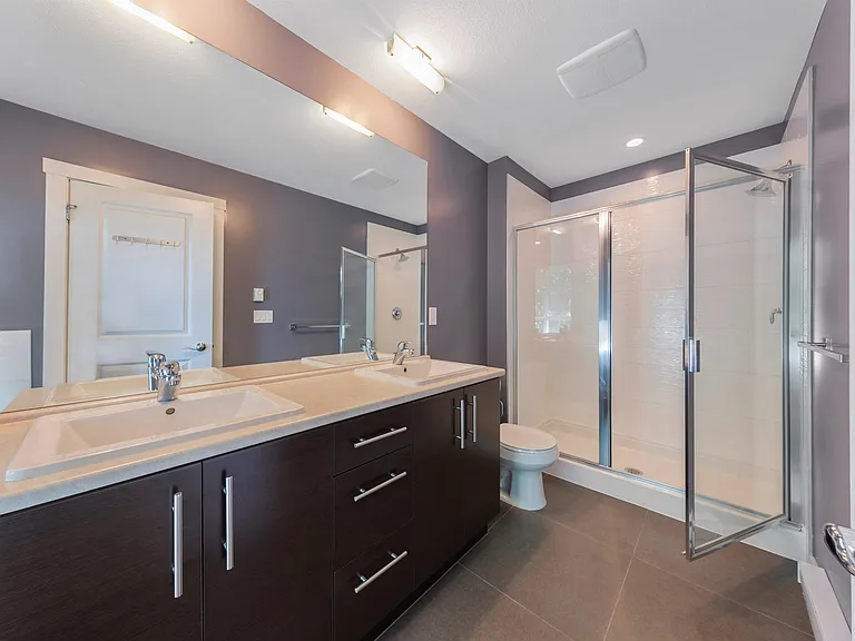 3445 Wilkie Ave #13 — Photo 9