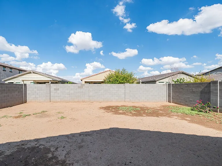 10872 W Marshall Ave — Photo 23