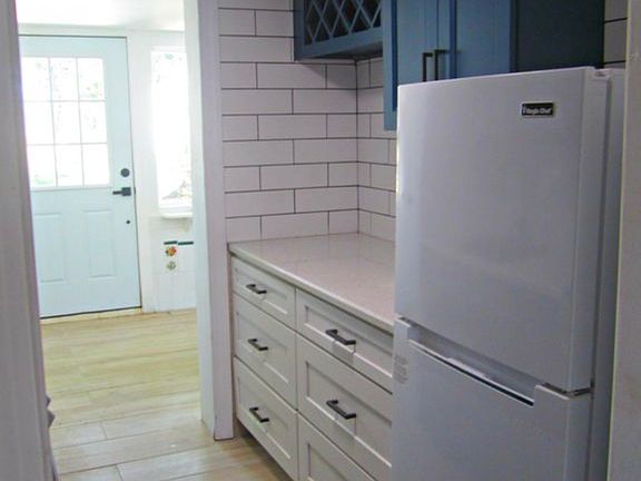 5th image of 124 Wilmans Blvd #B
