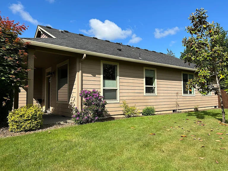 509 N Helens View Dr — Photo 1
