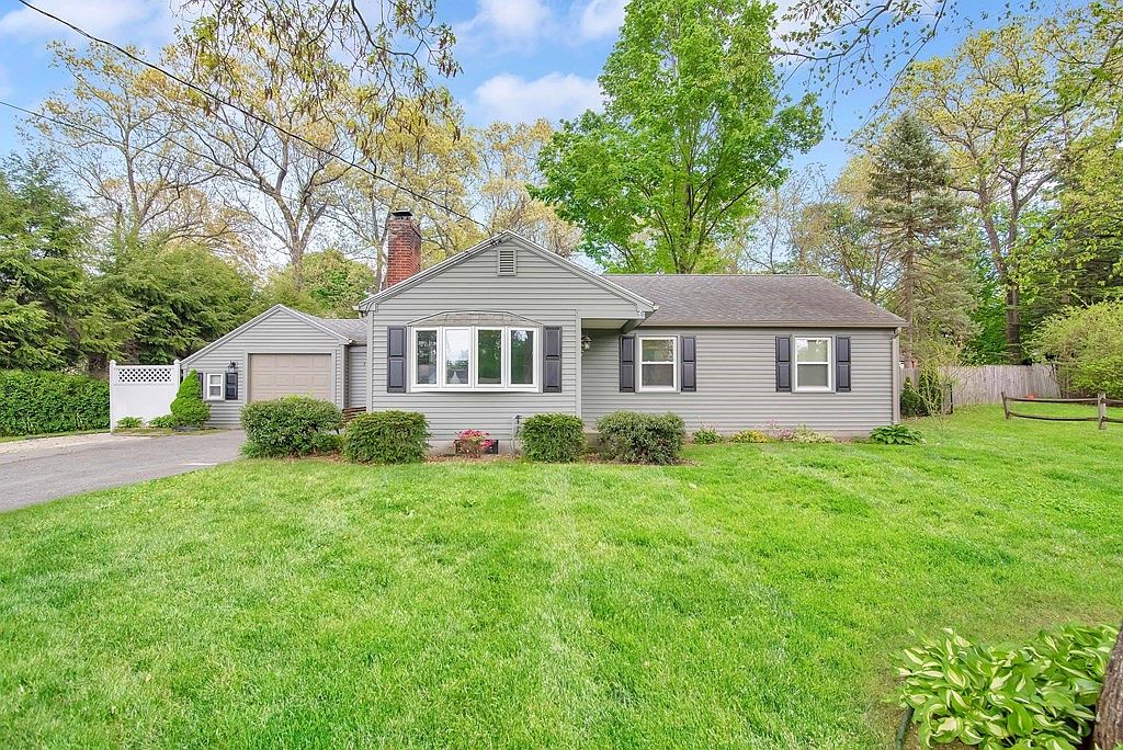 715 Plumtree Rd, Springfield, MA 01118 Zillow