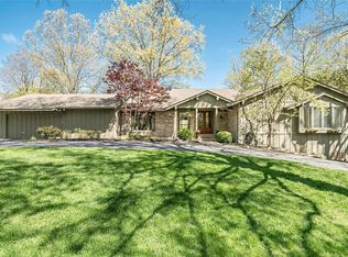 12015 Robyn Park Dr, Saint Louis, MO 63131