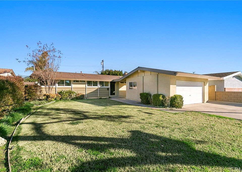 1st image of 2491 W Harriet Ln