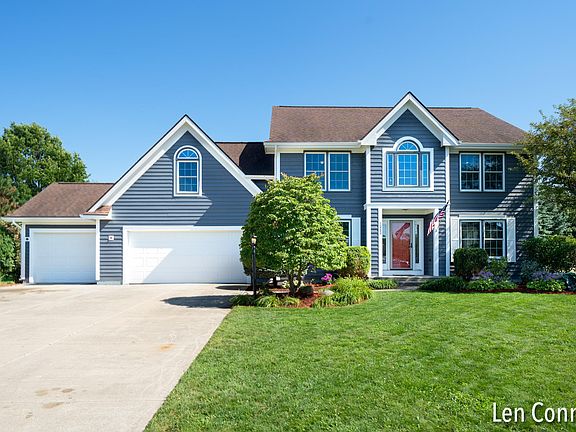 2nd image of 7060 Summit Hill Ct SE