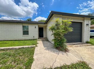 1518 Eichen Rd, New Braunfels, TX 78130