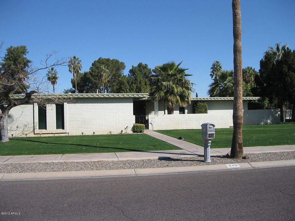 1st image of 840 N Villa Nueva Dr