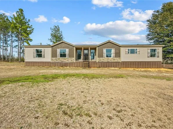 97 Old Holmesville Rd, Tylertown, MS 39667