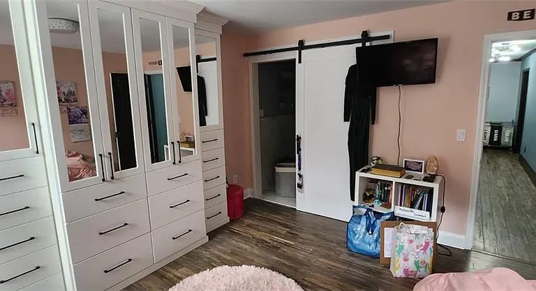 5583 Julian Pl — Photo 13