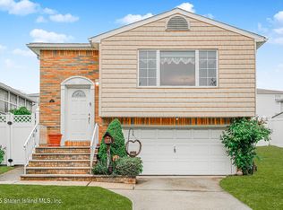 37 Ashland Ave E, Staten Island, NY 10312