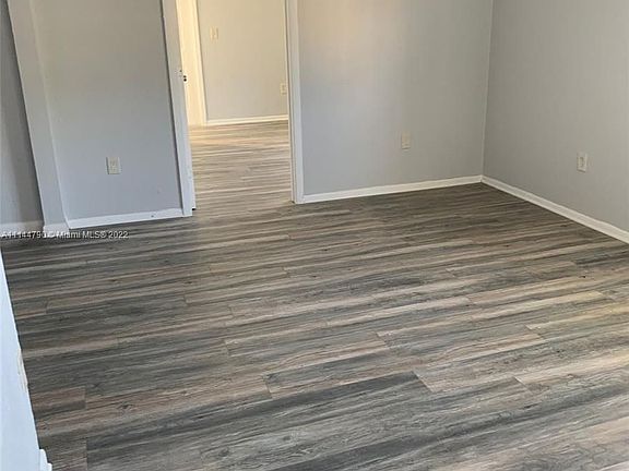 5th image of 238 NW 84th St #238