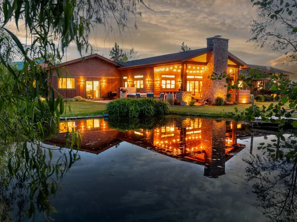 2076 SW 58th St, Redmond, OR 97756